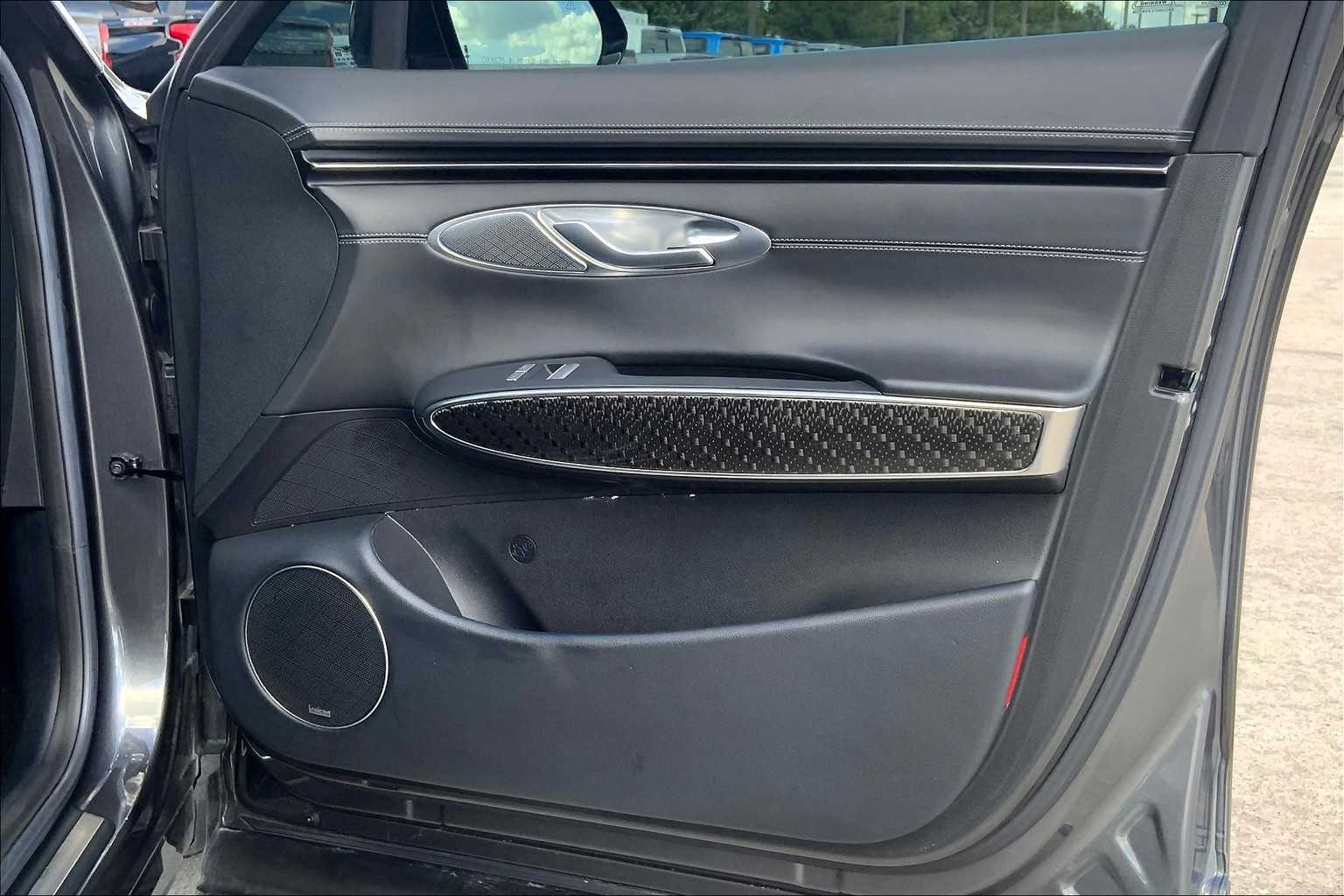 2022 Genesis GV70 3.5T Sport photo 21