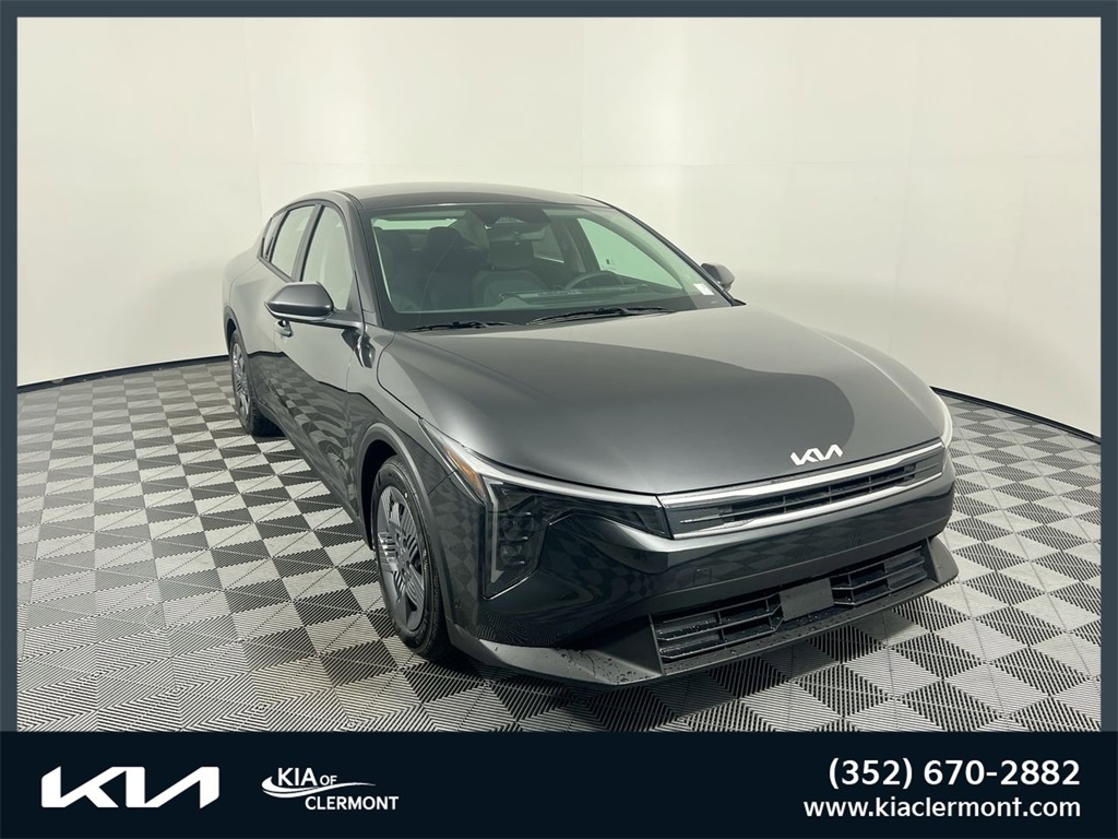 2025 Kia K4 LX's photo