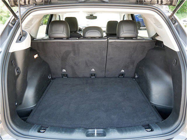 2022 Jeep Compass Latitude photo 13