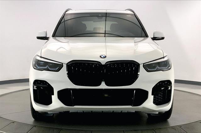 2022 Bmw X5 xDrive40i M photo 2