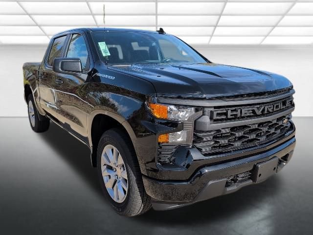 2026 Chevrolet Silverado 1500 Custom's photo
