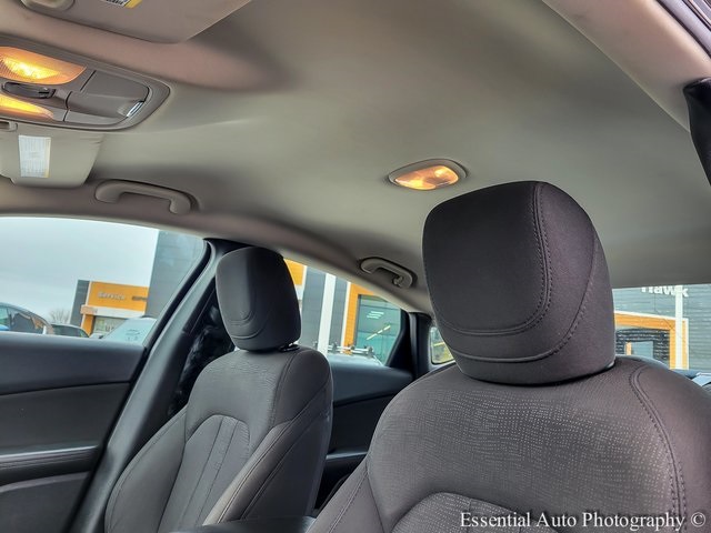 2017 CHRYSLER 200 - Image 10