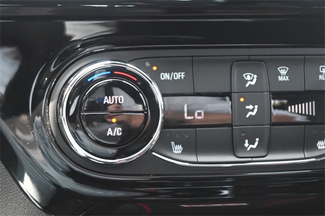 2025 Chevrolet Trax photo 18