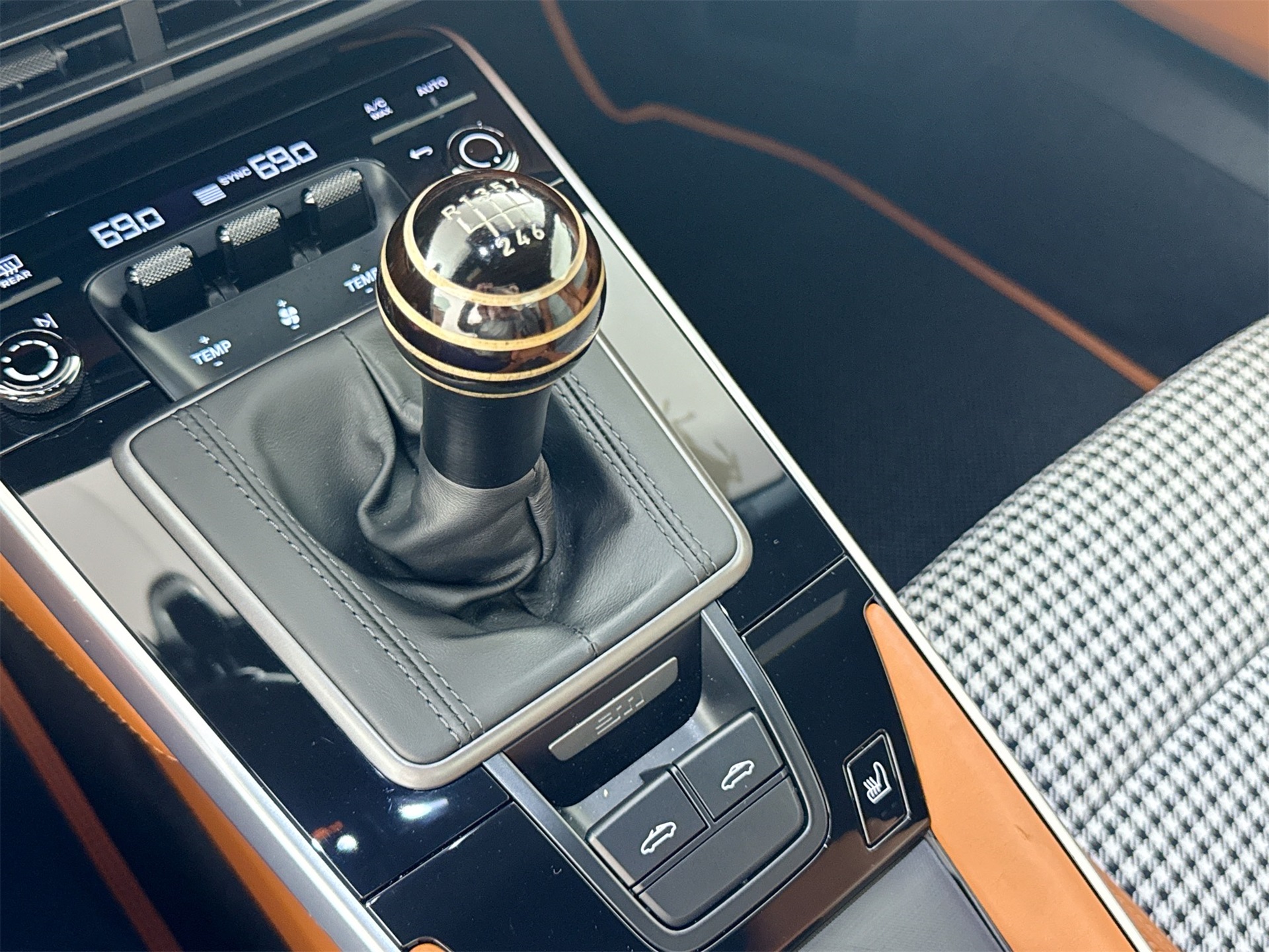 2023 Porsche 911 Targa 4S photo 15