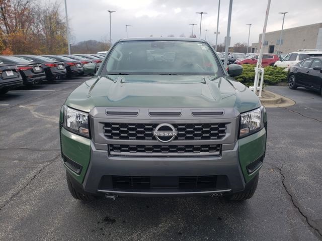 2025 Nissan Frontier Crew Cab SV photo 2