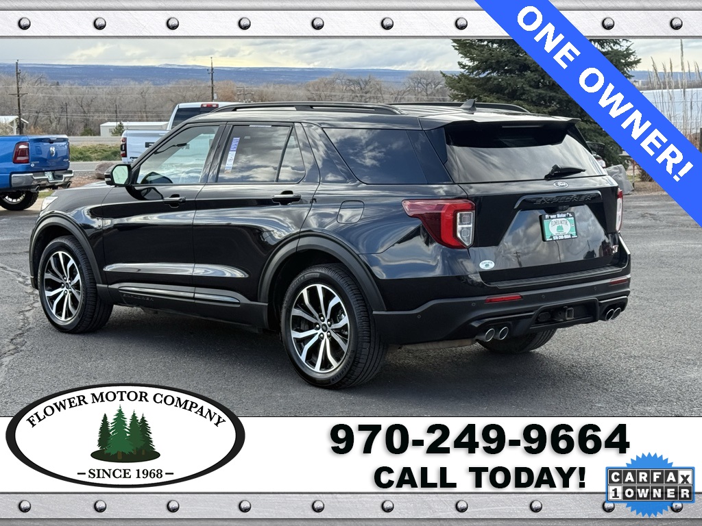 2021 Ford Explorer ST photo 4