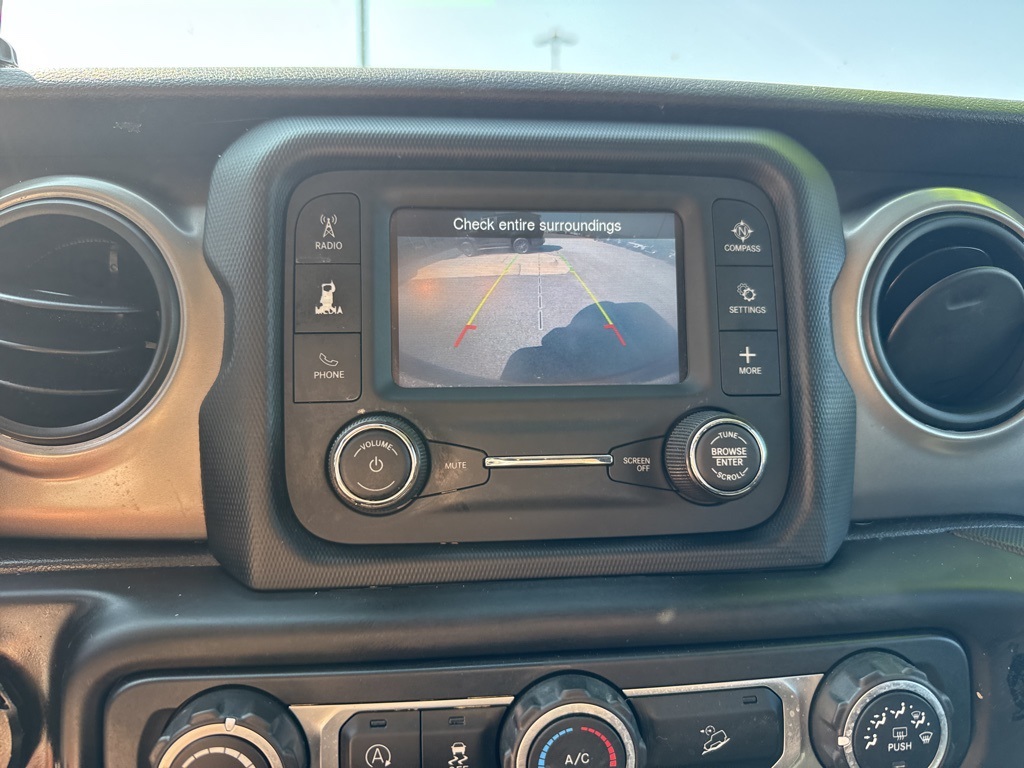 2019 Jeep Wrangler Unlimited Sport S photo 16