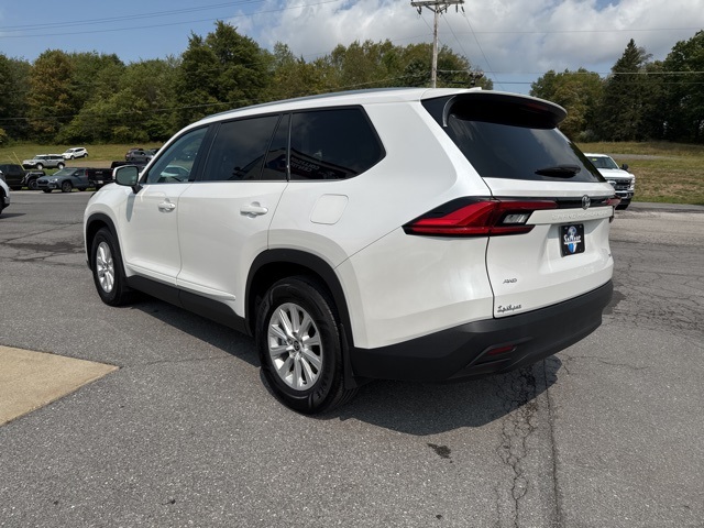 2024 Toyota Grand Highlander XLE photo 4