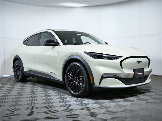 2025 Ford Mustang Mach-E Select AWD's photo