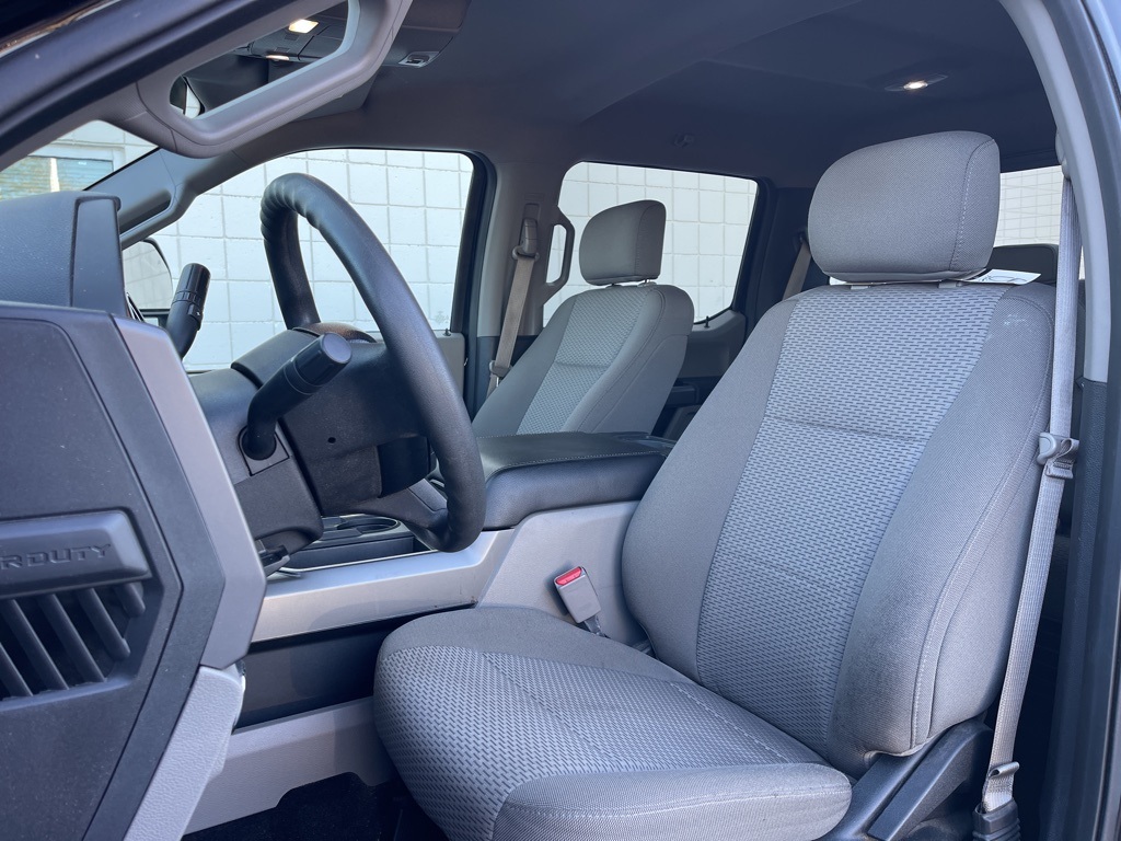 2017 Ford F-250 photo 10