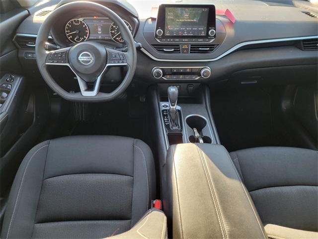 2022 Nissan Altima 2.5 SV photo 19