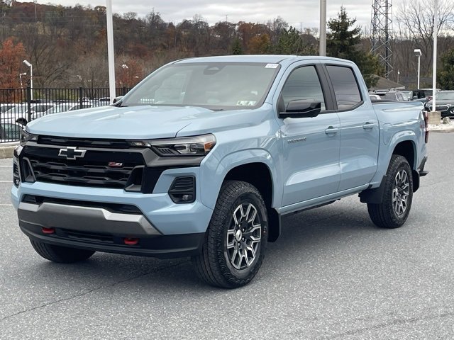 2026 Chevrolet Colorado Z71 photo 3