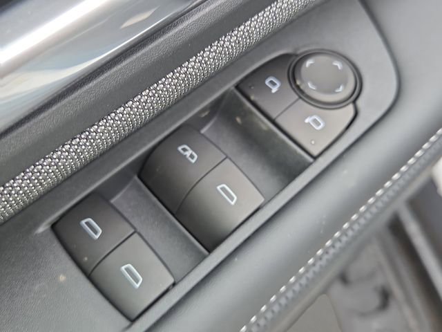 2026 Gmc Sierra Elevation photo 11