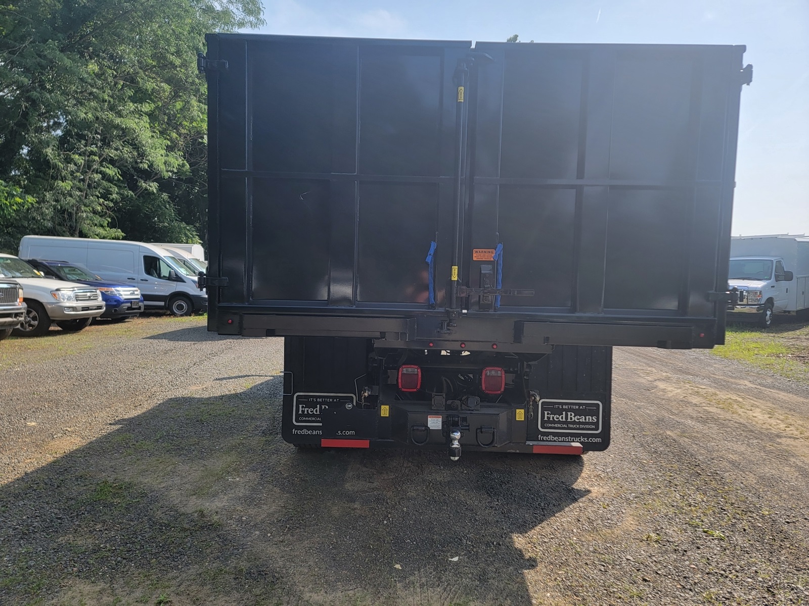 2025 Ford F-750 Regular Cab photo 3