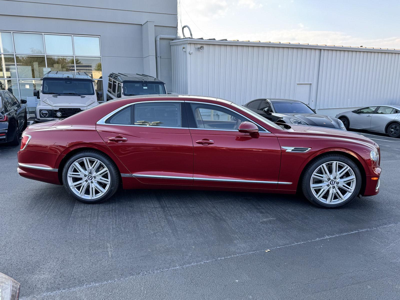 2026 Bentley Flying Spur photo 8