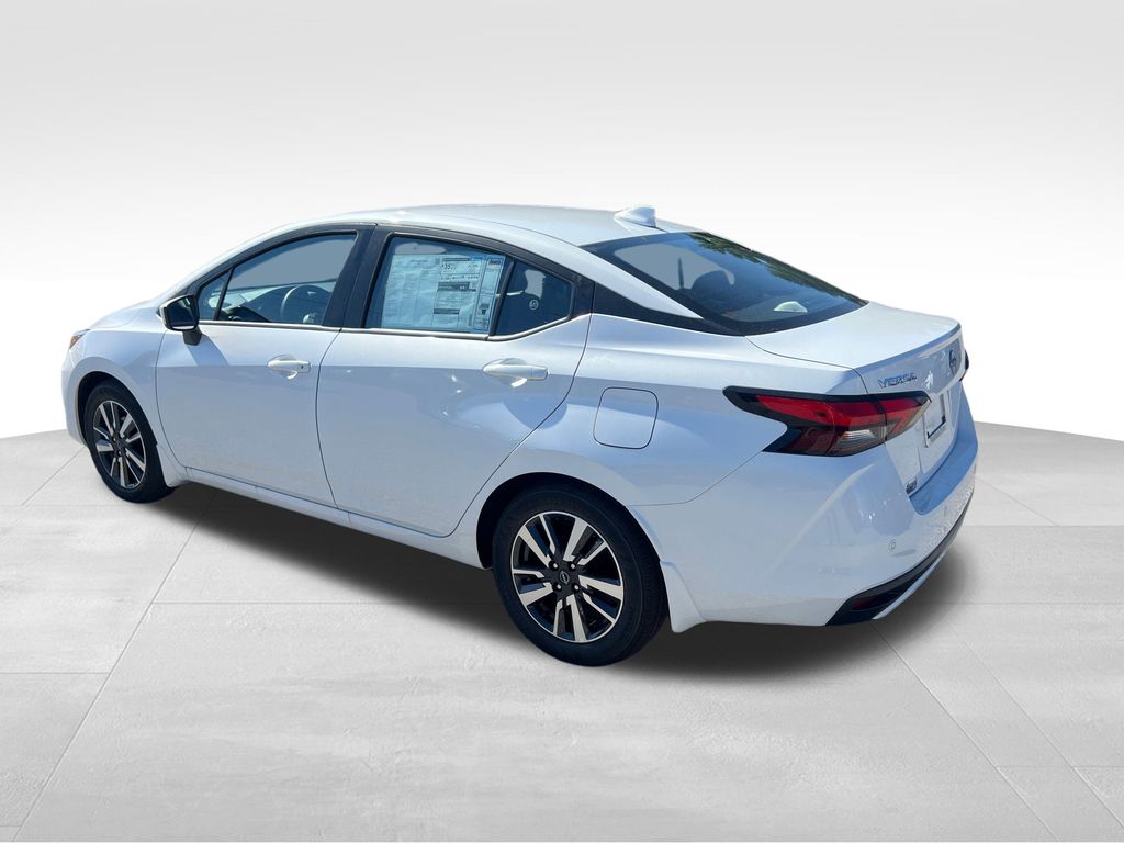 2025 Nissan Versa 1.6 SV photo 3