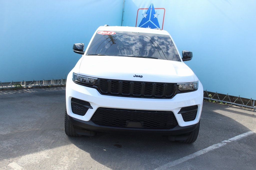 2025 Jeep Grand Cherokee Altitude X photo 3