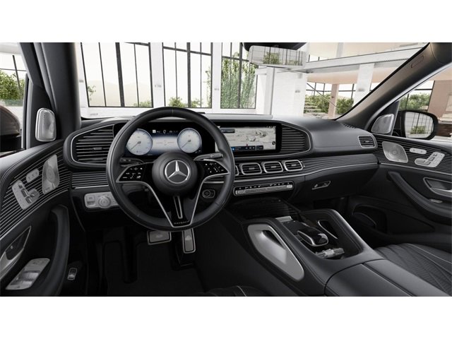 2024 Mercedes Benz GLS Maybach 600 photo 2