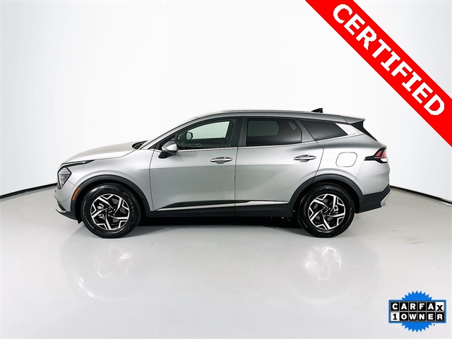 2024 Kia Sportage LX photo 2