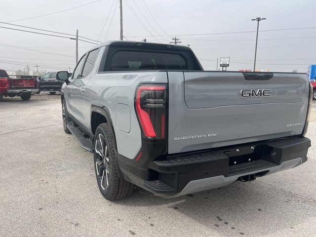 2025 Gmc Sierra EV Denali photo 9