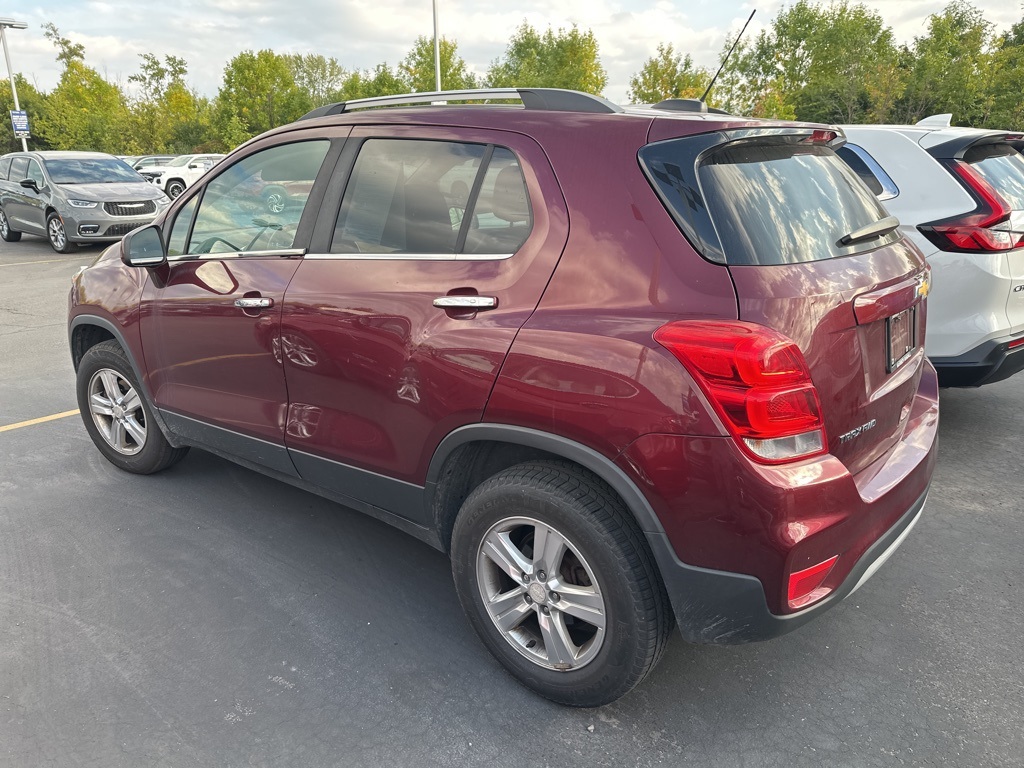 2017 Chevrolet Trax LT photo 3