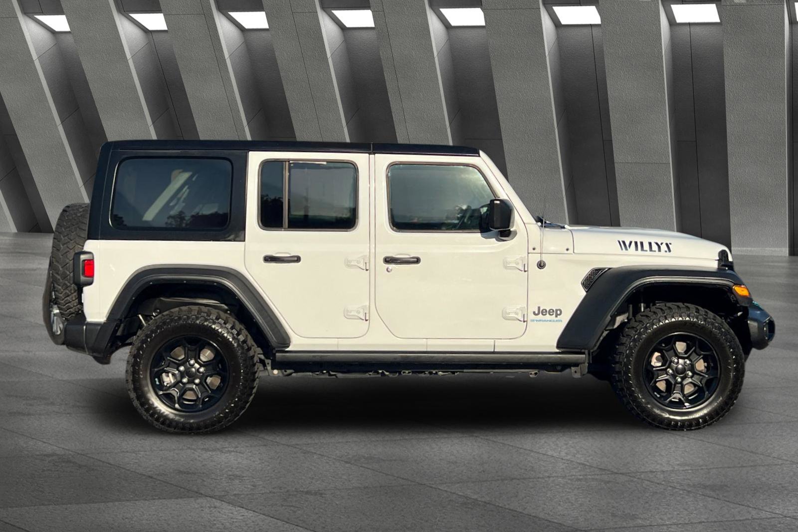 2023 Jeep Wrangler 4xe photo 2