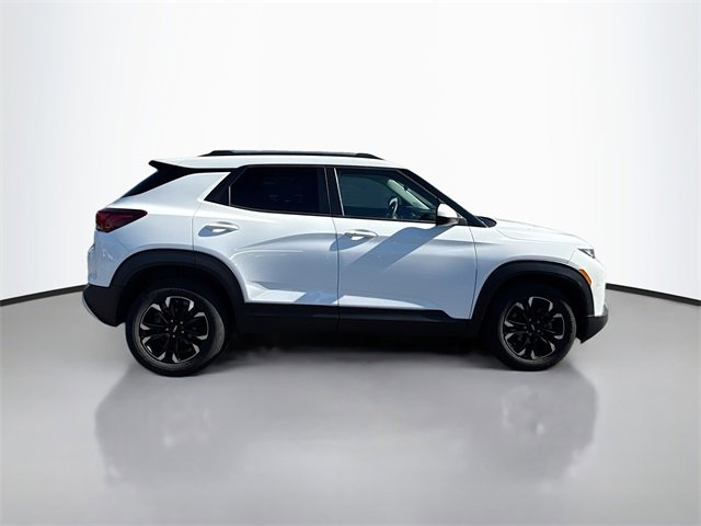 2021 Chevrolet Trailblazer LT photo 3