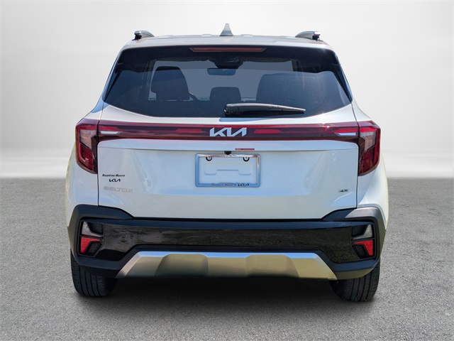 2025 Kia Seltos EX photo 4