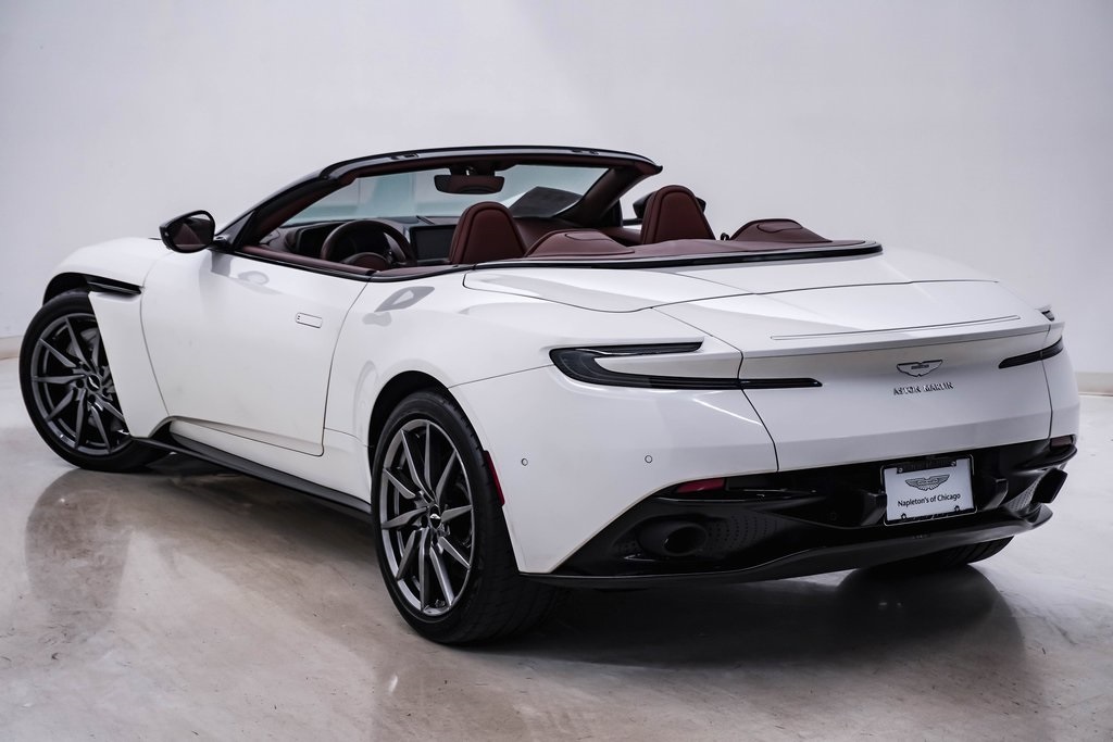 2021 Aston Martin DB11 AM5 photo 11