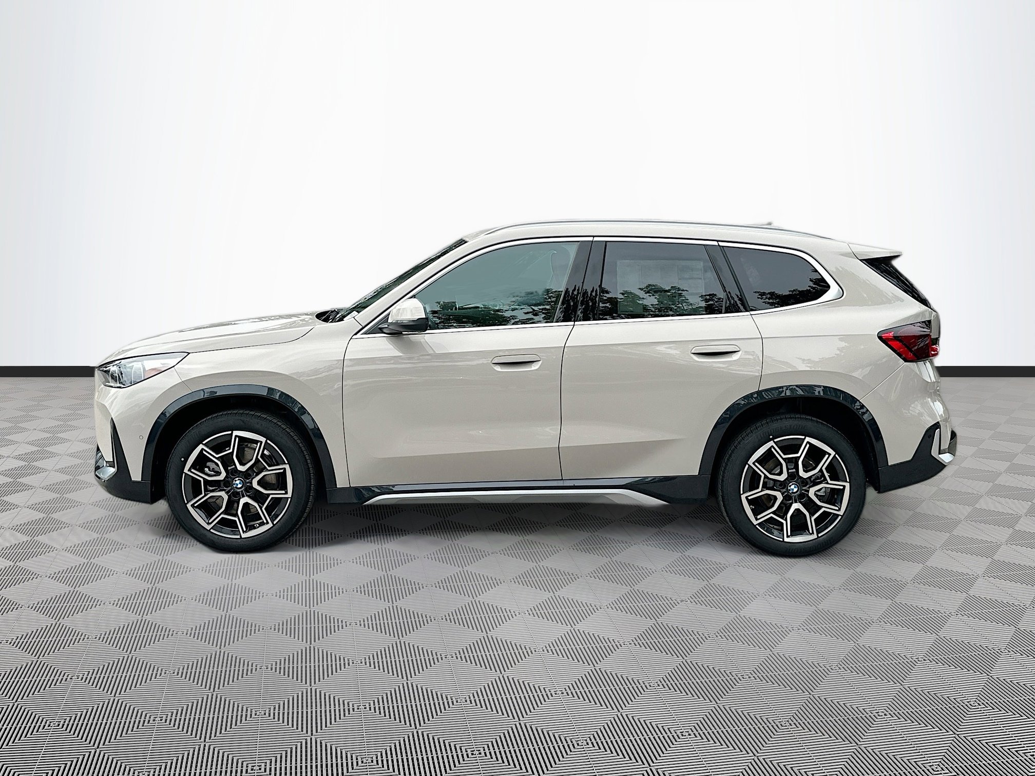 2026 Bmw X1 XDrive28i photo 4