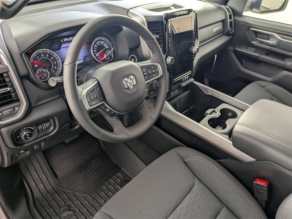 2025 Ram 1500 Big Horn photo 14