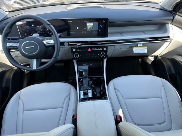 2025 Hyundai Tucson SEL Convenience photo 15