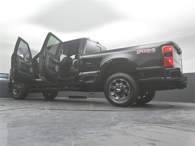 2024 FORD F-250 - Image 46