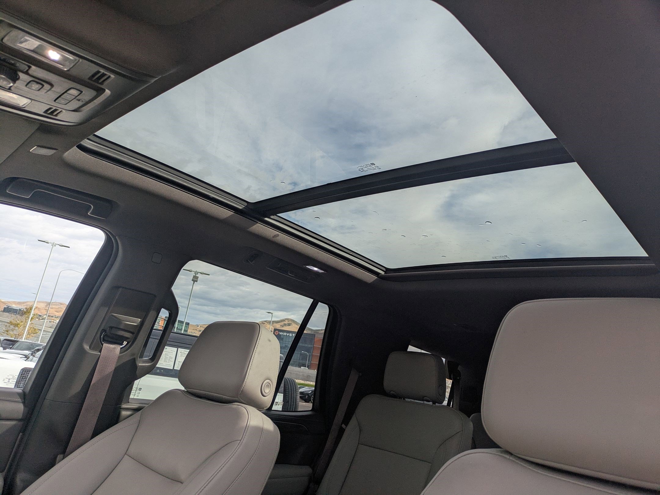 2022 Chevrolet Tahoe LT photo 22