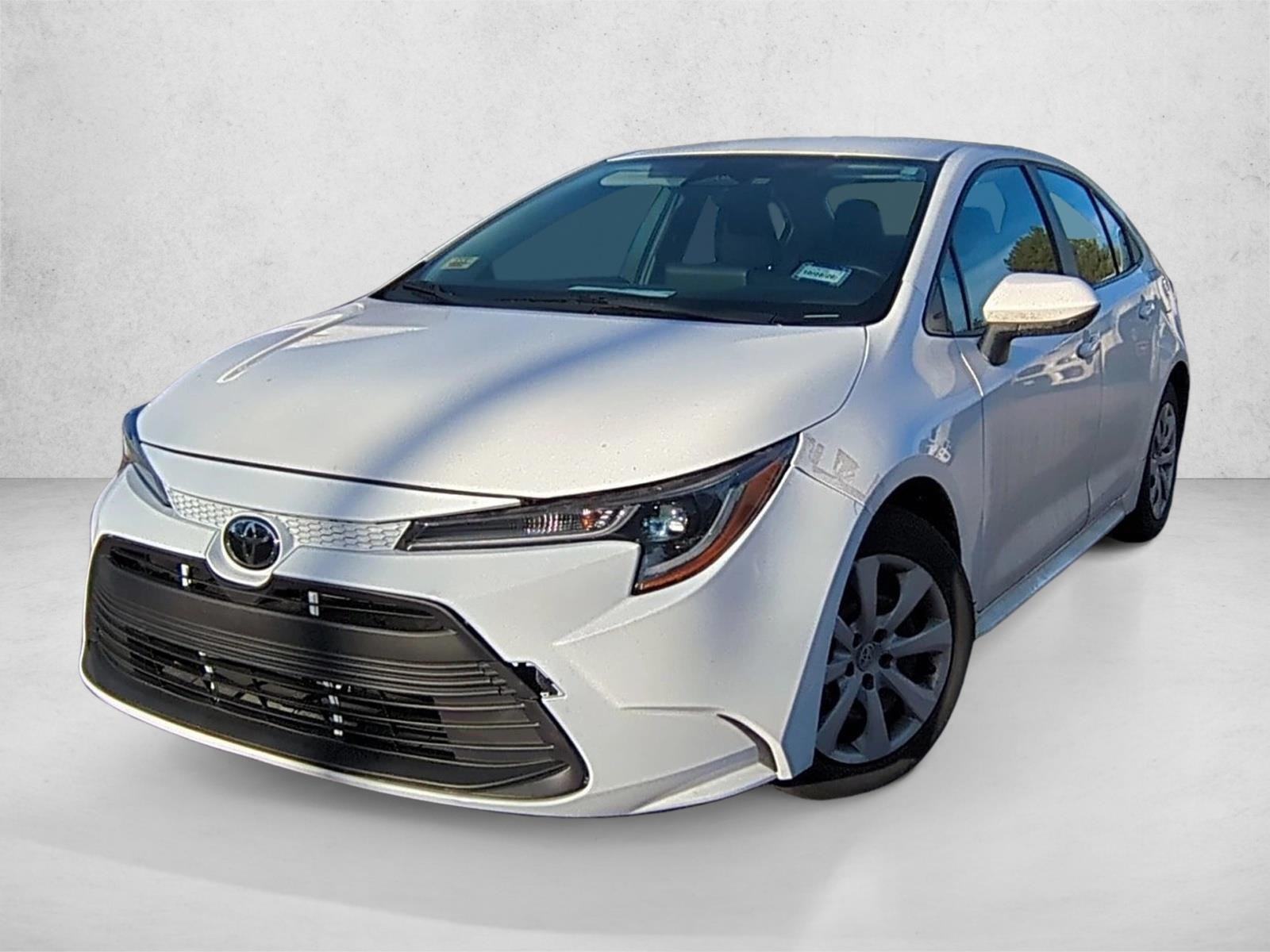 2023 Toyota Corolla LE's photo