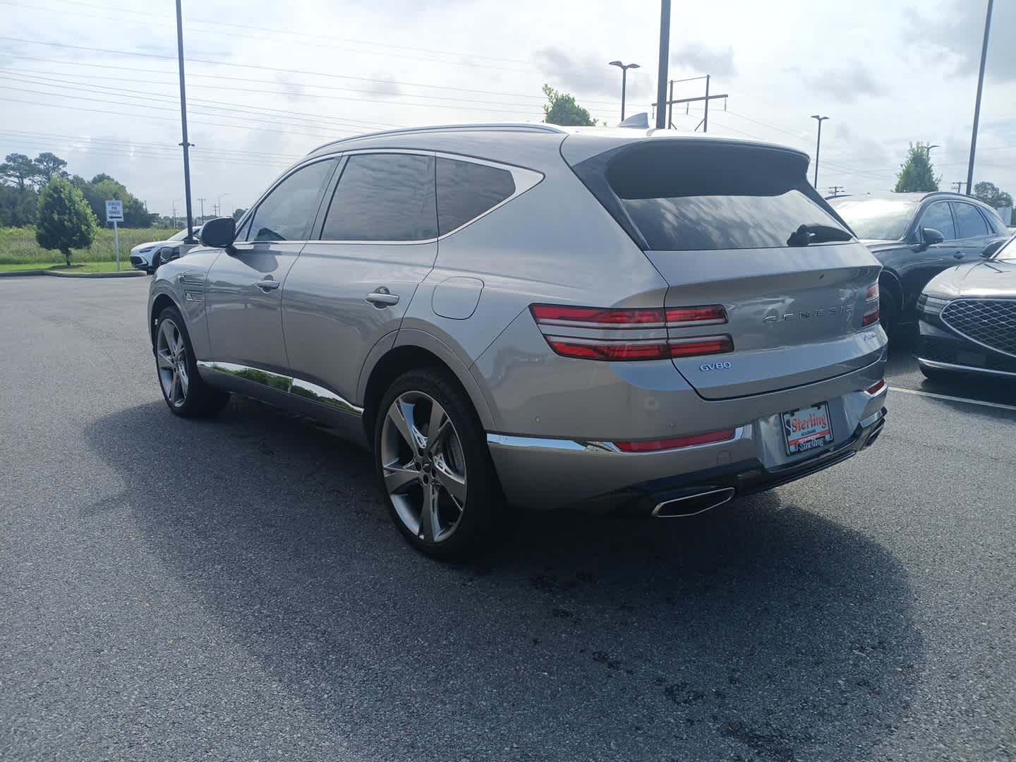 2024 Genesis GV80 Prestige photo 2