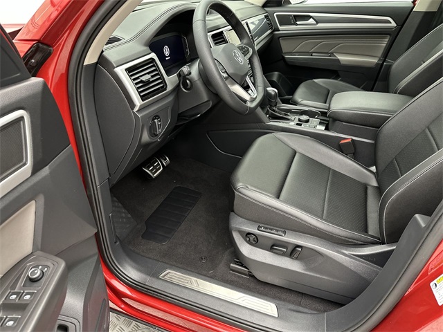 2023 Volkswagen Atlas V6 SEL R-Line photo 3