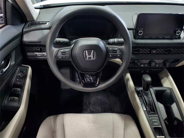 2025 Honda Accord LX photo 16