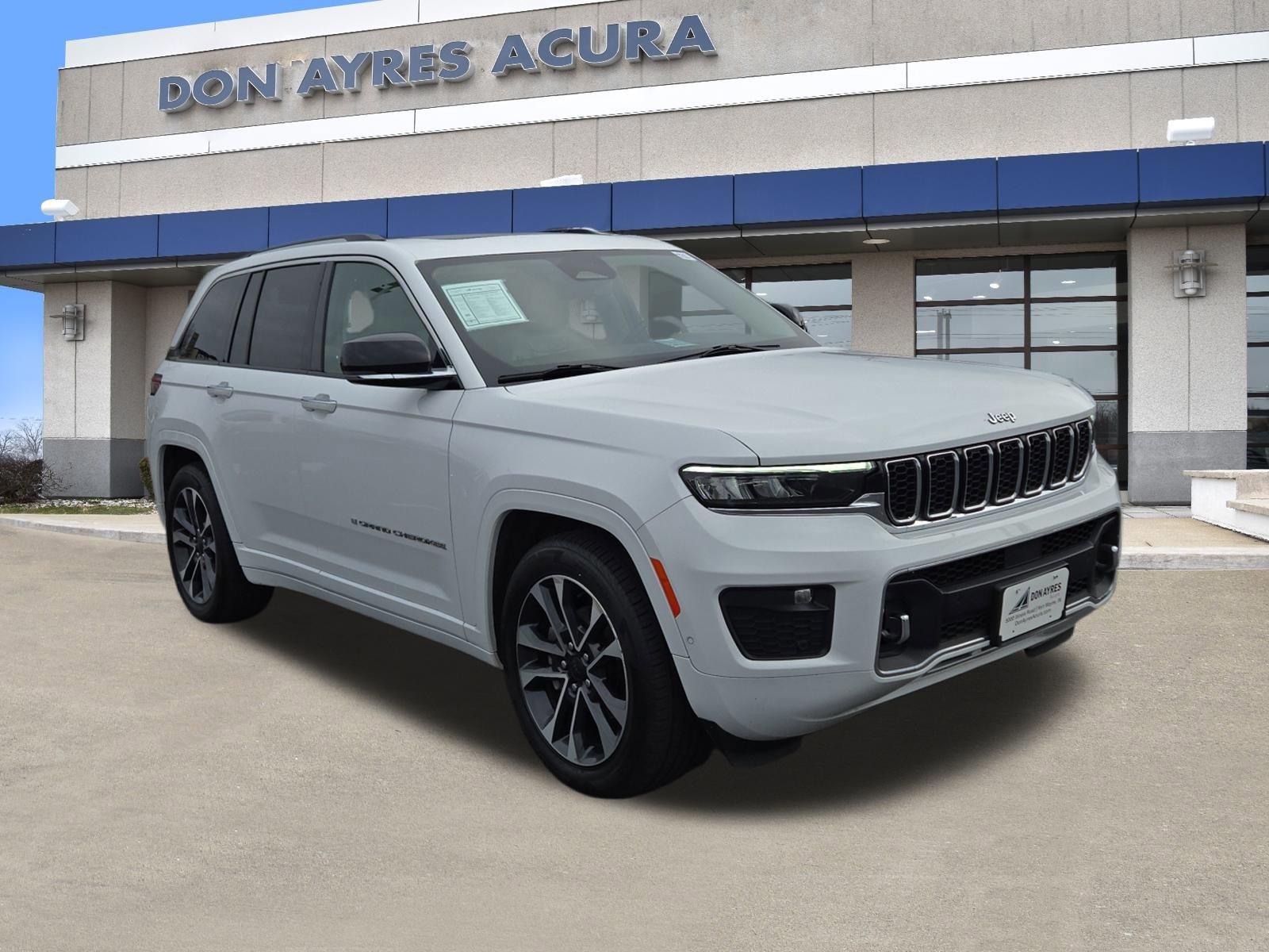 2022 Jeep Grand Cherokee Overland's photo