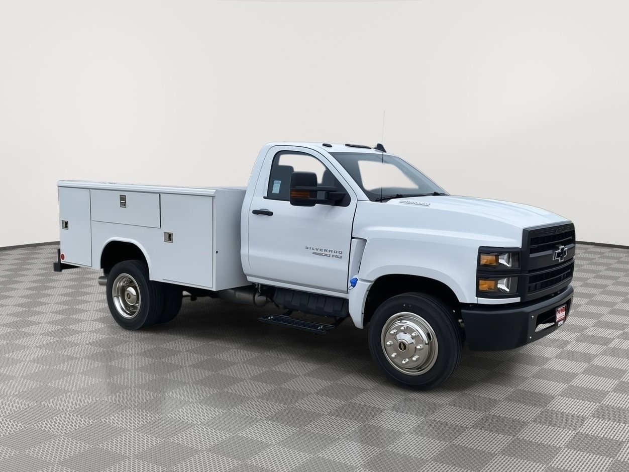 2023 Chevrolet Silverado 4500 Medium Duty Chassis Cab's photo