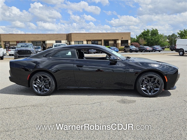 2025 Dodge Charger Daytona R/T photo 11