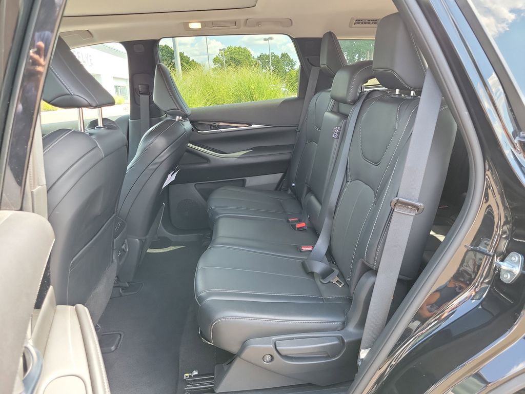 2024 Infiniti QX60 Pure photo 21