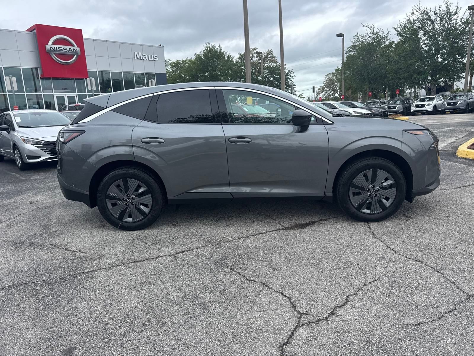 2025 Nissan Murano SL photo 4