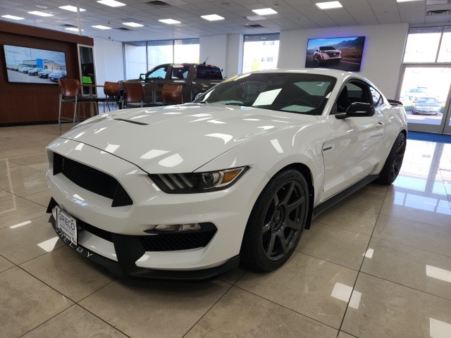 2016 Ford Mustang Shelby GT350 photo 4