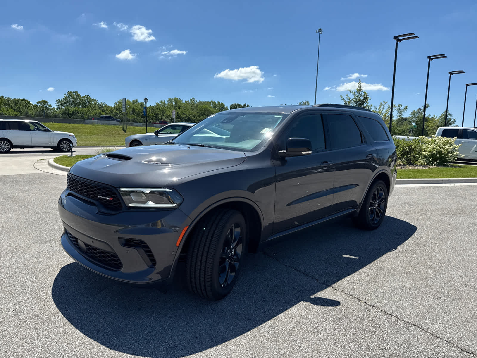 2025 Dodge Durango R/T Plus photo 3