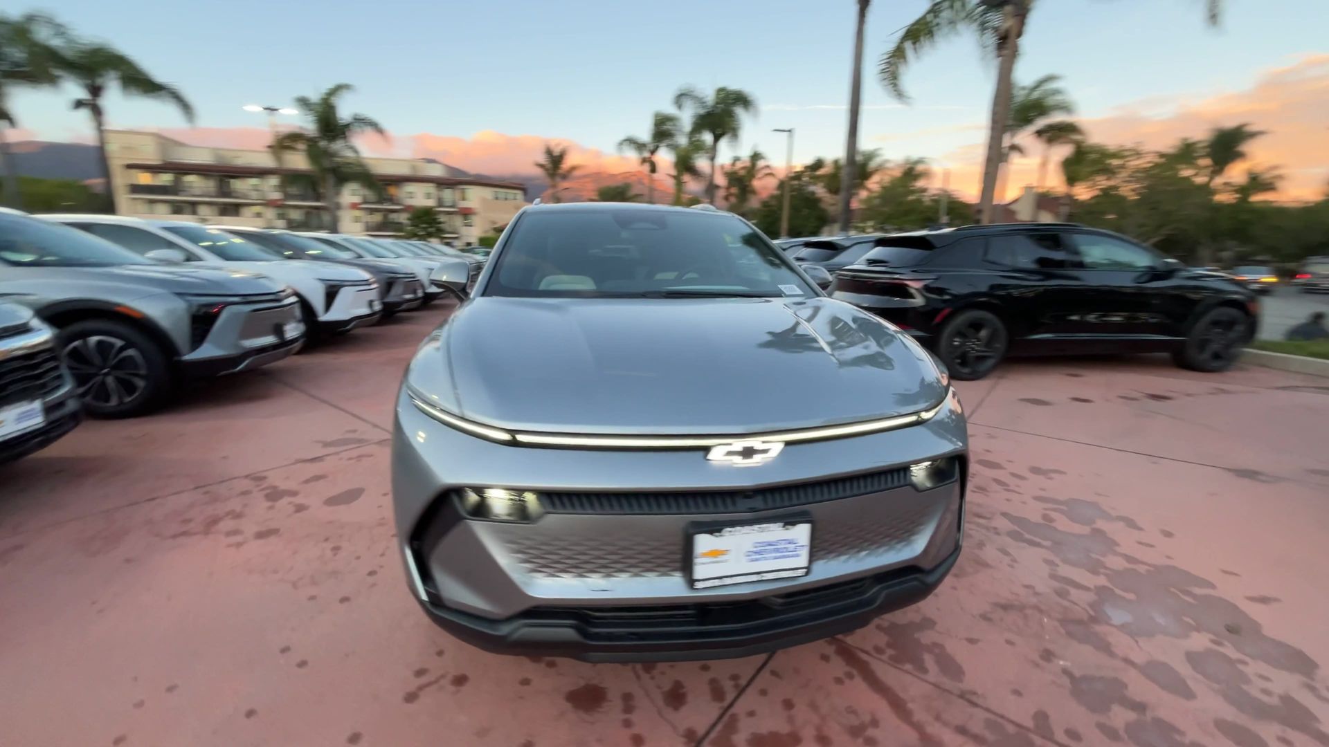 2026 Chevrolet Equinox EV 1LT photo 3