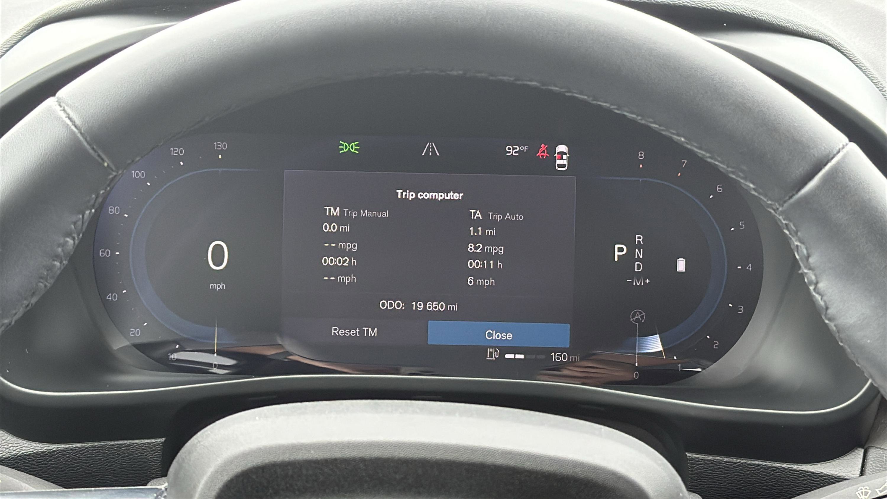 2023 Volvo XC40 Plus photo 11