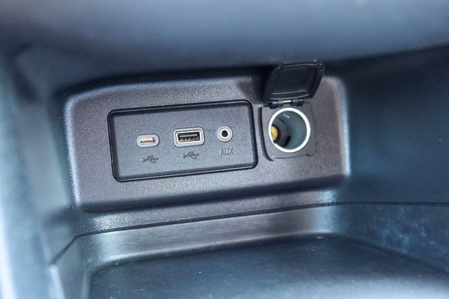 Used 2021 Silver Ice Metallic Chevrolet LT image 22