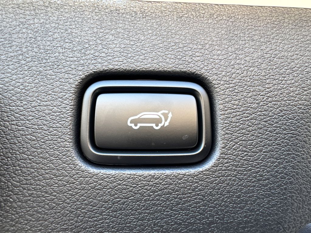 2026 Kia Sportage Hybrid EX photo 18
