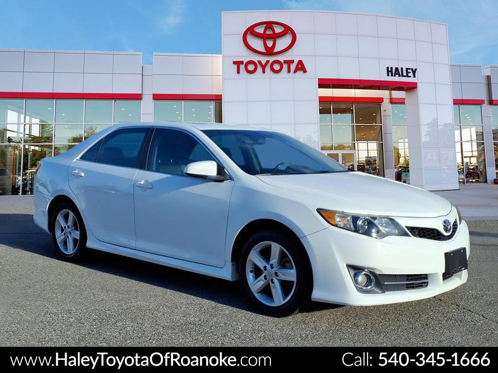 2012 Toyota Camry SE